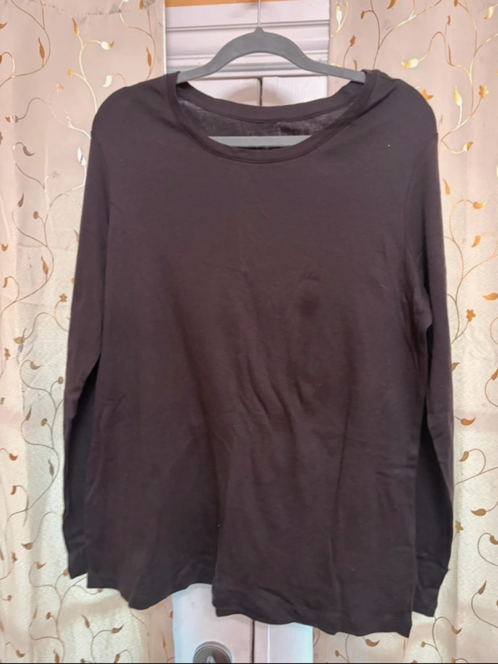 Faded Glory Black Long-Sleeve Crew Neck Tee